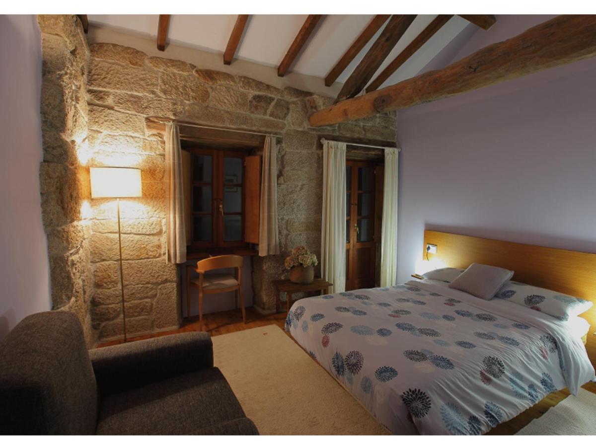 Maison d'hôtes A Casa Da Eira à Cerreda Chambre photo